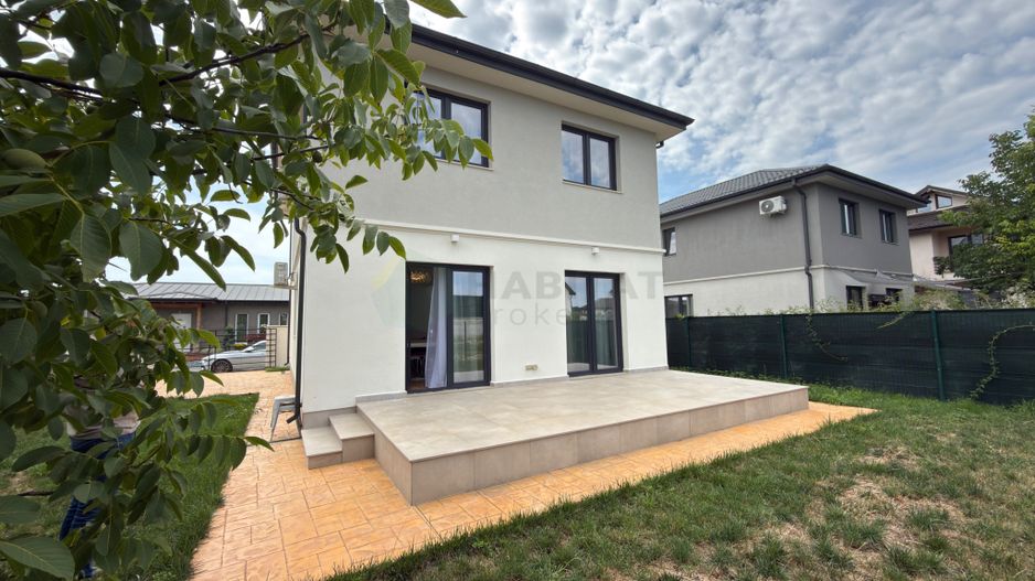 Vilă modernă cu 5 camere de închiriat în Corbeanca - Poză 28