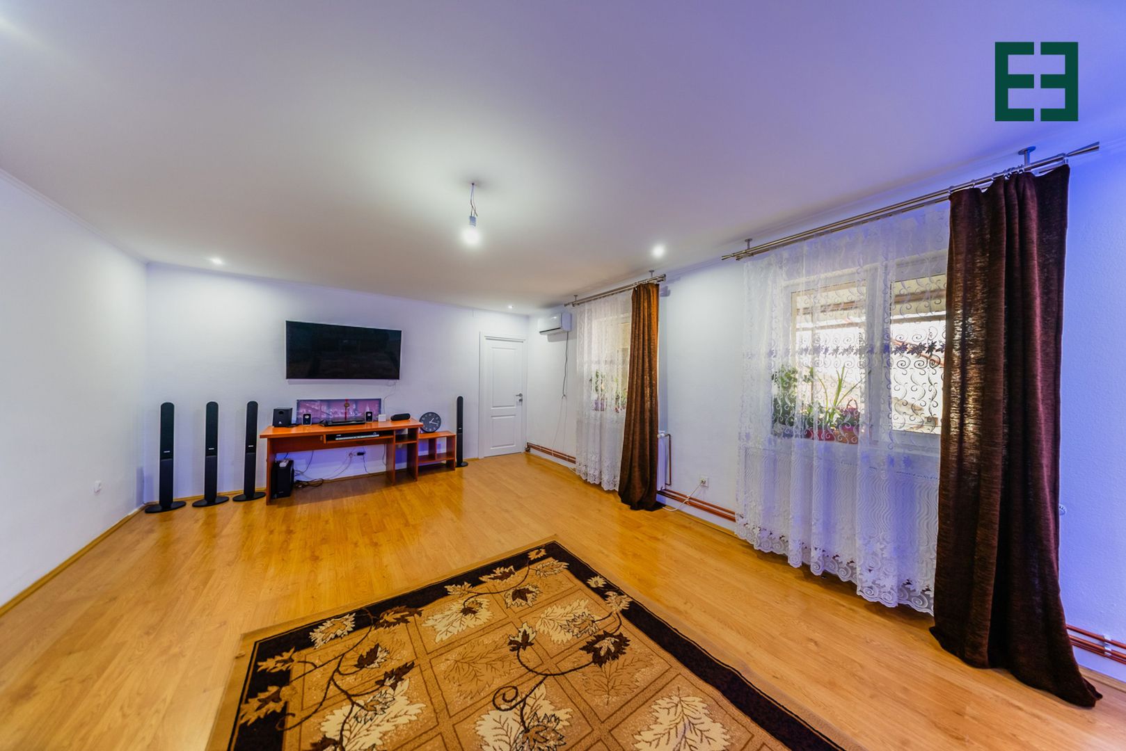 Apartament la casă în cartierul Tabacovici Aradul Nou - Poză 2