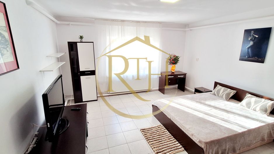 Oferim spre inchiriere casa spatioasa cu 2 camere, Zona Soarelui,cartier privat - Poză 2