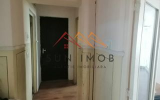 Apartament 3 camere, ultracentral, 1990, 2 bai, 2 balcoane, 74 mp utili - Poză 11