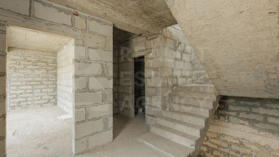 Vânzare duplex, 4 camere, str. Schinoasa Vale, sectorul Centru. - Poză 22