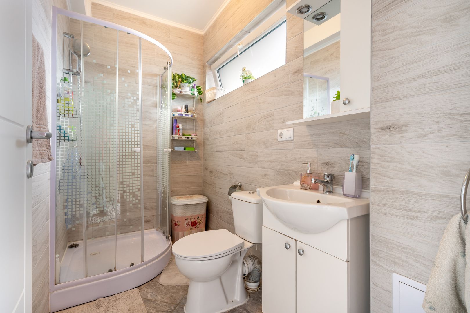 Duplex cu 4 dormitoare, in Floresti! - Poză 8