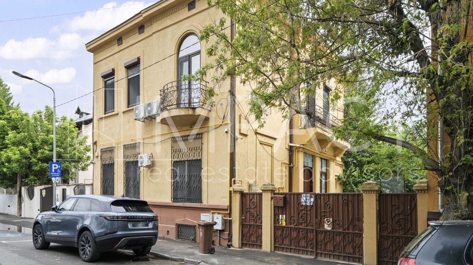 APARTAMENT DEOSEBIT CU 3 CAMERE IN VILA || CURTE - Poză 22