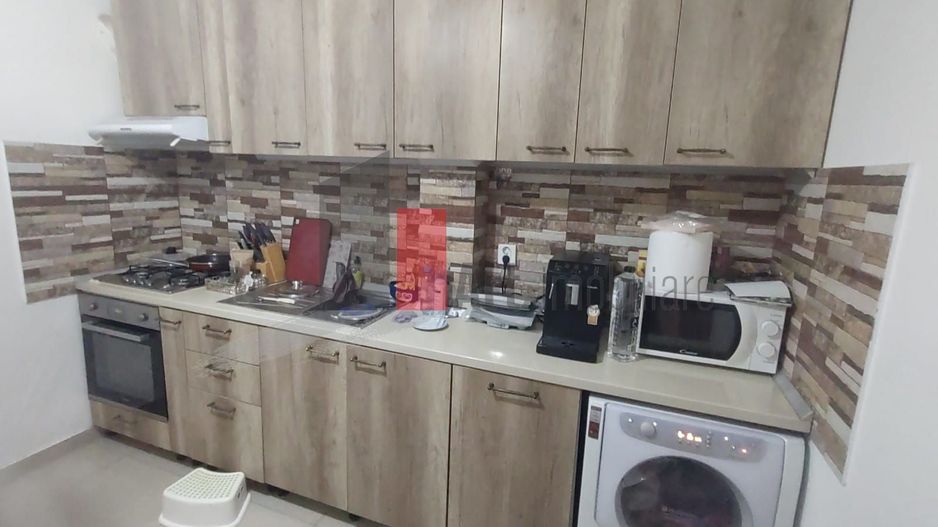 Vânzare apartament 3 camere zona Huedin - Poză 1