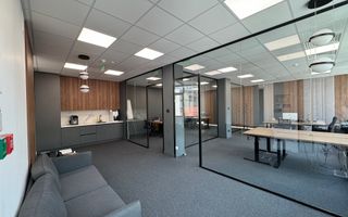 Imobil Premium de Închiriat: Eficiență și Tehnologie de Vârf - Poză 11