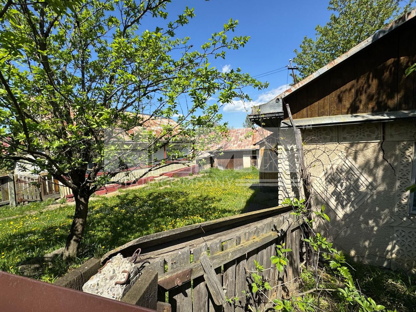 De Vanzare Casa\Teren | Mihoveni, Suceava | 49.000€ | 15 ari - Poză 5