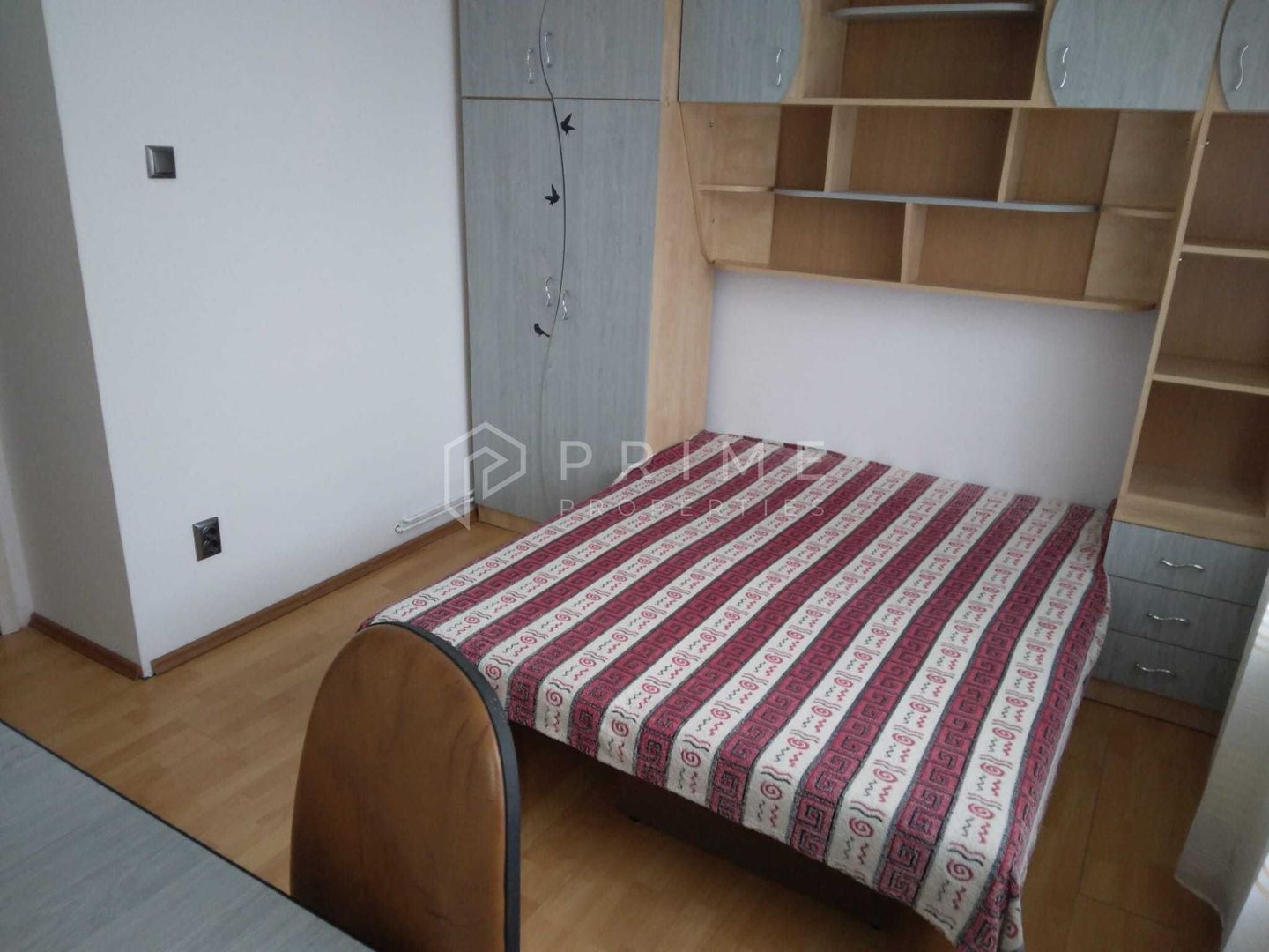 De închiriat: Apartament 3 camere, 2 băi – Zona Tudor - Poză 2