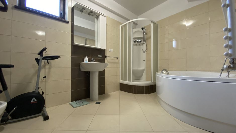 Apartament 3 camere Baneasa | 2 locuri de parcare incluse in pret - Poză 10