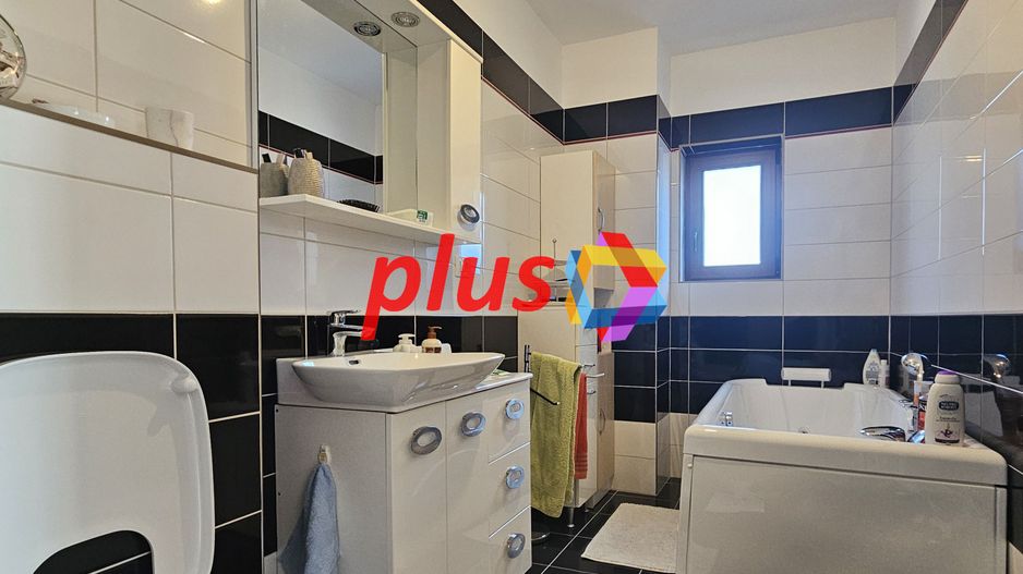 Casă individuala Tractorul 270 mp , zona Coresi - Poză 27