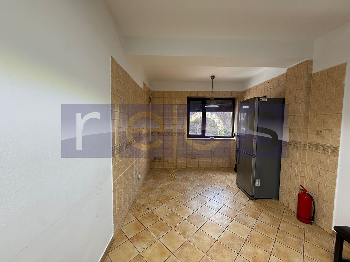 INCHIRIERE VILA | VEDERE PARCUL VERDI | 240MP | CURTE PROPRIE-PARCARE - Poză 25