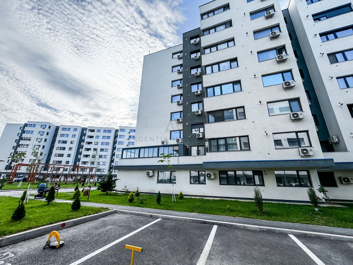 Studio Ivory Residence | Parcare - Poză 13