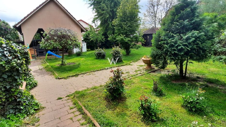 CASA  LA CHEIE  teren 1000 mp in  Sibiu - Poză 1