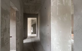 Proprietate unică D+P+E+M, Complet Renovată în 2025 | V.Aaron | - Poză 13