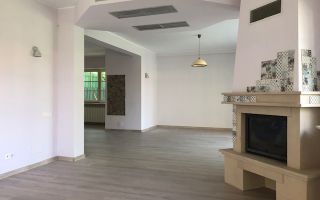 VILA CU 4 DORMITOARE LA INCHIRIERE IN COMPLEX REZIDENTIAL - Poză 2