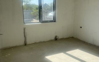 Casă domnesti 4 camere 2 băi - Poză 8