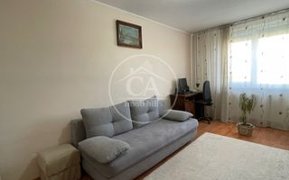 Apartament de vânzare cu 2 camere în zona Velența, Oradea - Poză 2