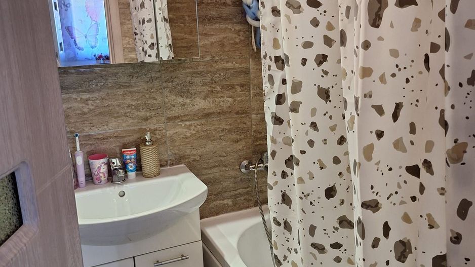 Apartament 2 camere Etj1, decomandat, loc de parcare Inclus in pret - Poză 13