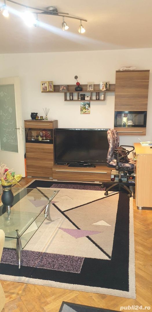 Apartament 3 camere Judetean CENTRALA - Poză 2