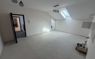 NOU. Disponibil imediat. Decomandat. Zona Soarelui - Poză 2