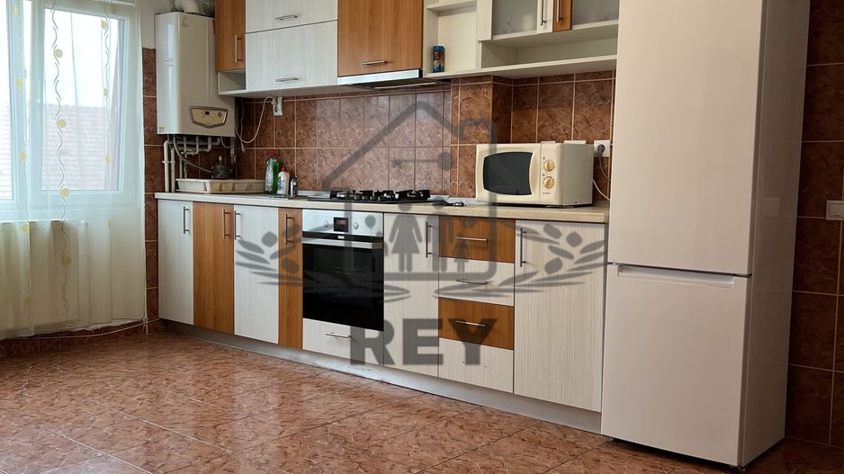 Apartament 3 camere nedecomandat ,bucătărie separată, Stefan cel Mare - Poză 15