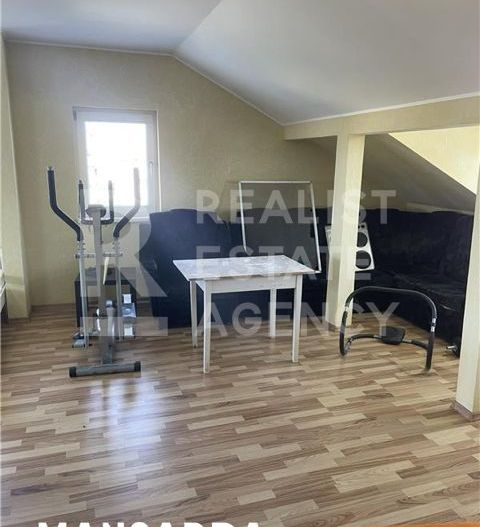 Vilă cu 7 camere de vânzare P+E+M in orasul Pantelimon - Poză 22