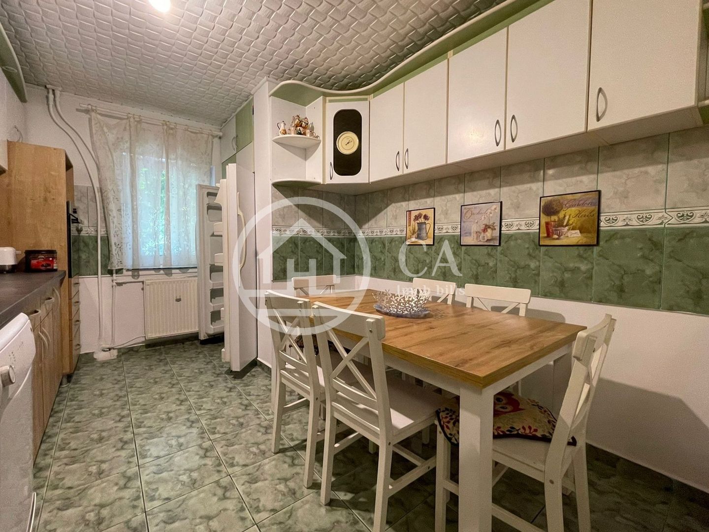 Apartament cu 4 camere de inchiriat in zona Rogerius, Oradea - Poză 1