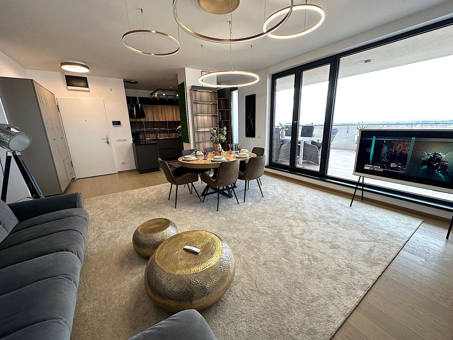 Luxury apartment for rent - Poză 1