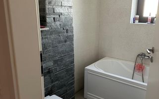 Inchiriere 4 camere in duplex, Otopeni-Central - Poză 9