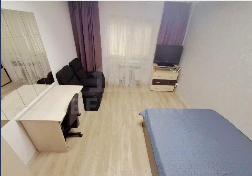Garsoniera-24mp-Parter-Mobilata-Utilata-Zona Tractorul-Brasov - Poză 4