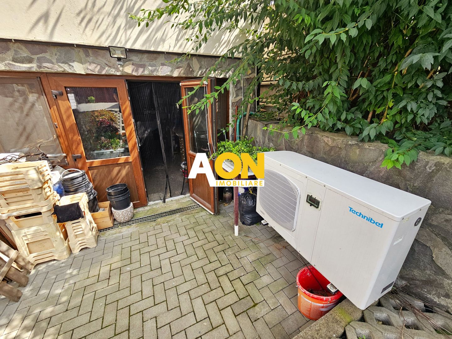 Casa eficienta energetic, 5 camere, 540 mp teren, Partos - Poză 20