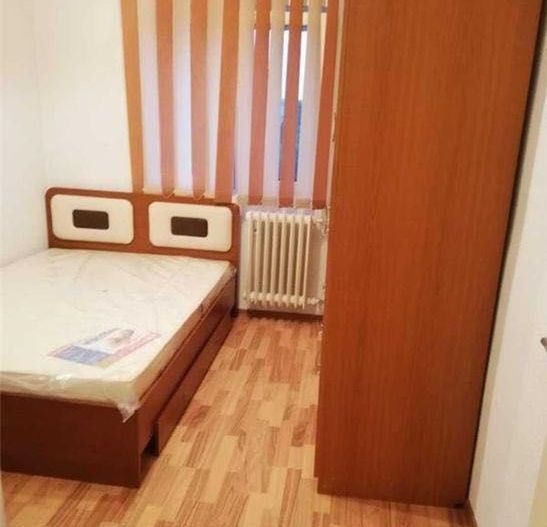 Apartament 3 camere de închiriat Apărătorii Patriei - Poză 1