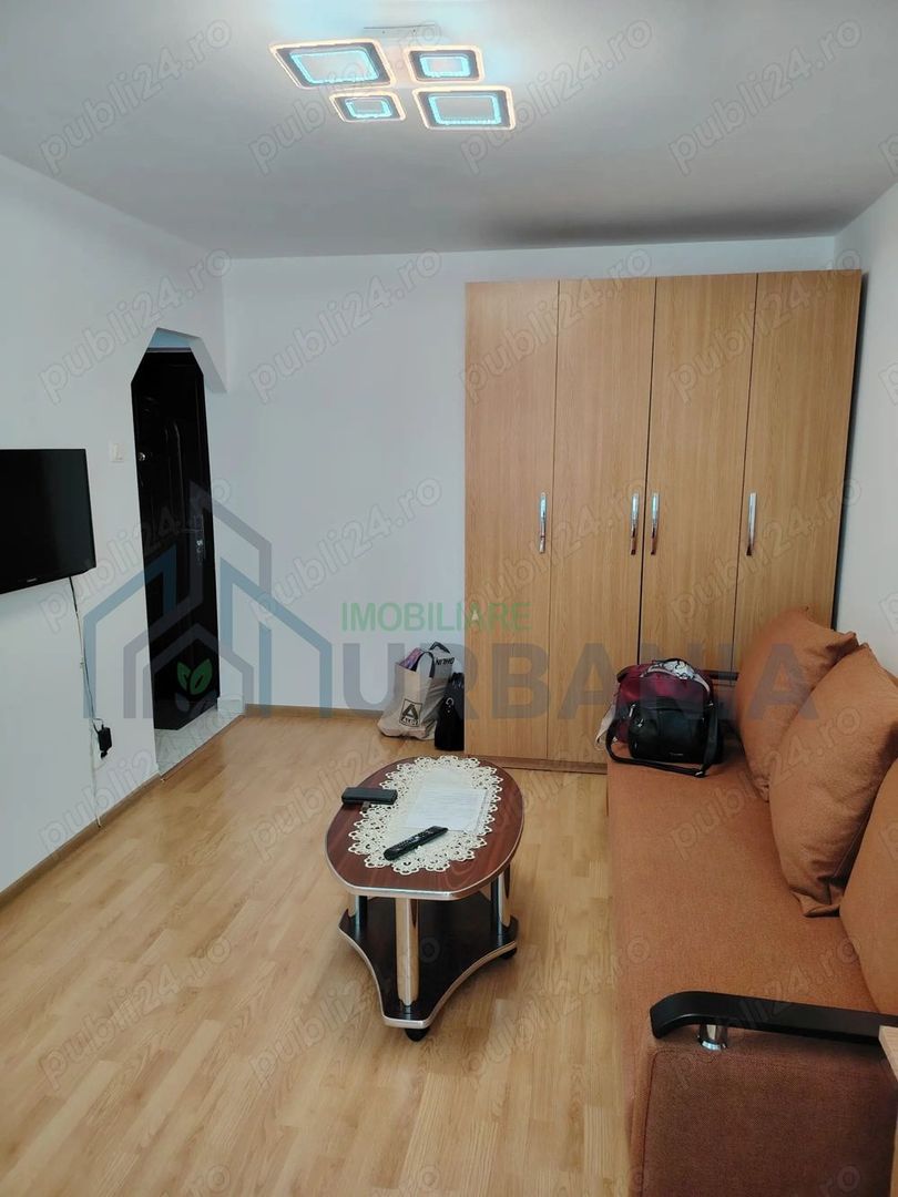 Apartament cu o cameră, proaspăt renovat, în zona Podu Roș - Țuțora, Iași - Poză 1