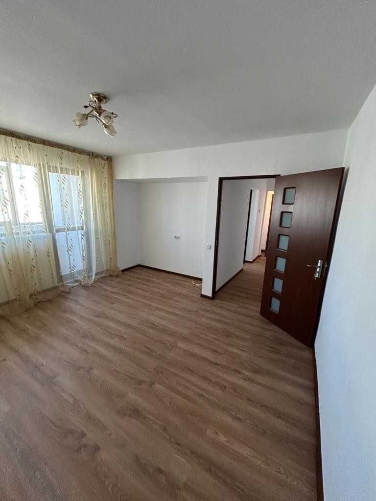 Apartament 2 camere, decomandat,  Micro 20 - Poză 4