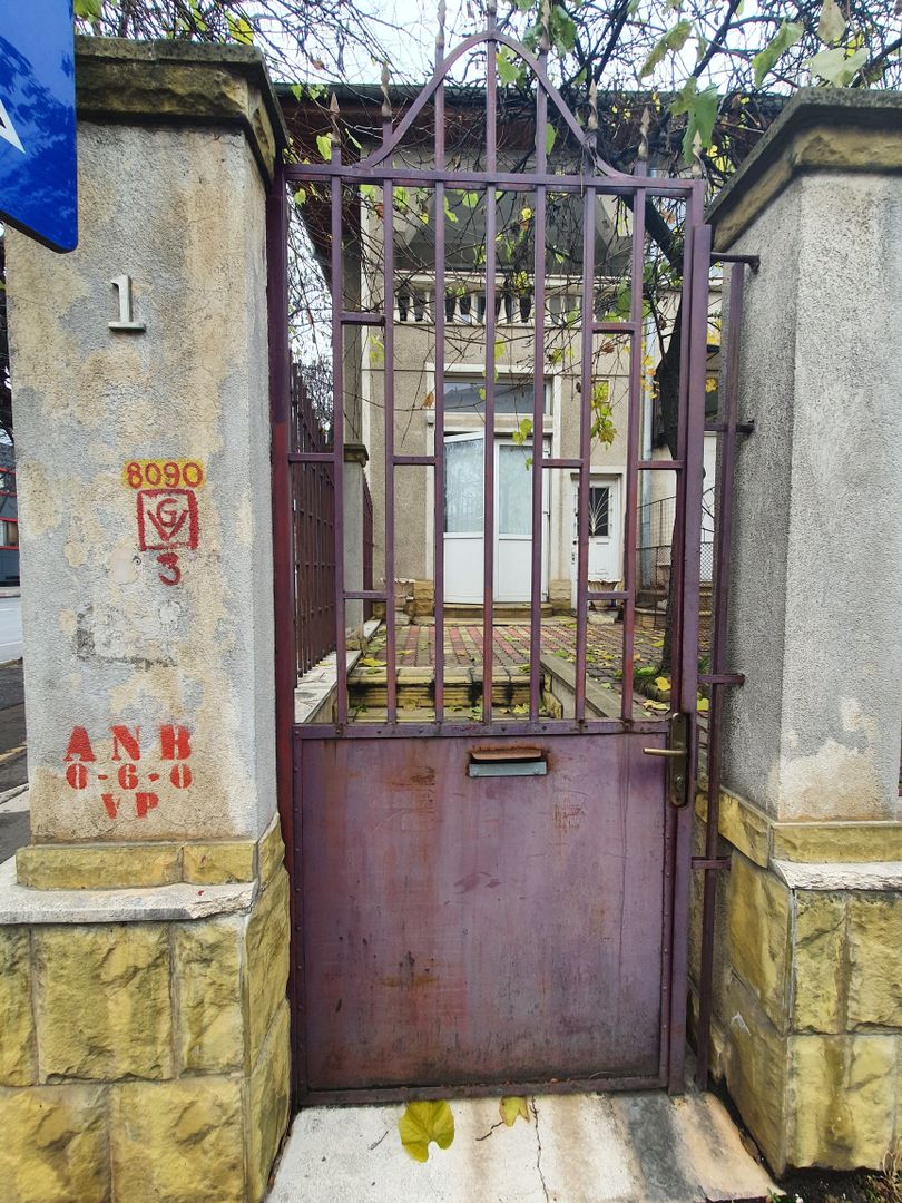 Spatiu comercial 39,22 mp + 18,17 mp pivnita + curte 18 mp - sos. Viilor - Poză 17