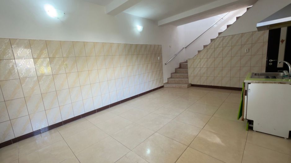Casă cu 4 camere, 3 băi și curte | Vatra Luminoasă – Iancului - Poză 7