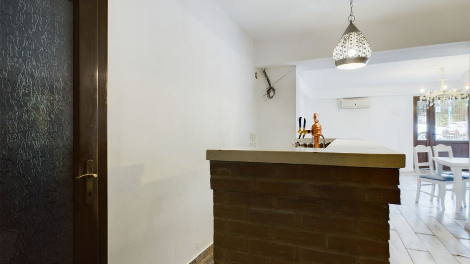 Spațiu comercial cu multiple destinații pe Martirilor - Poză 6