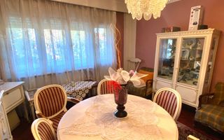 Apartament ultracentral 4 camere cu loc de parcare privat - Poză 3