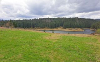 Proprietate unica! Teren generos cu iesire la lac! - Poză 3