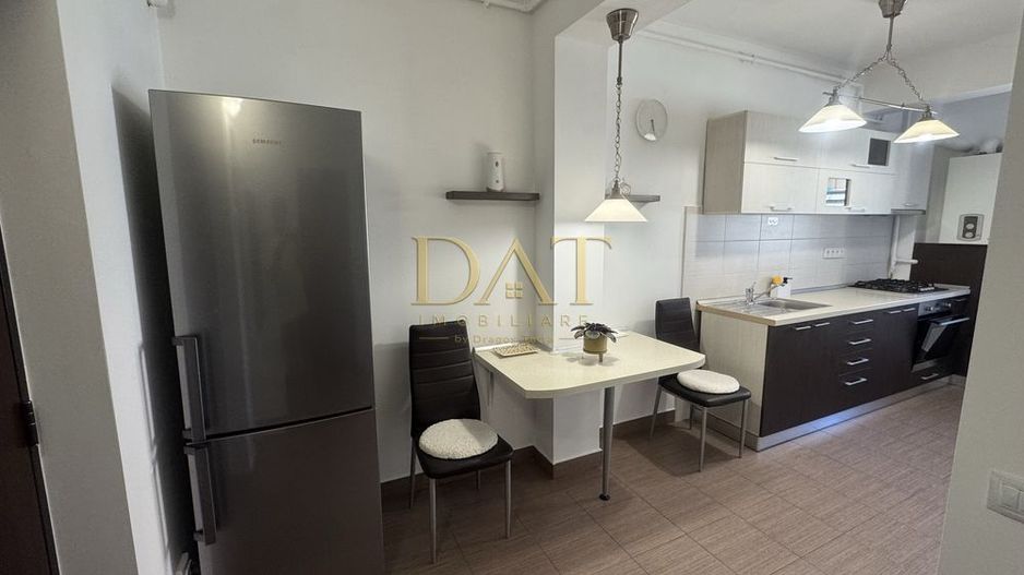 Apartament 1 camera | etaj intermediar | zona Hotel Paradis | terasa - Poză 1