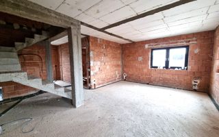 De vanzare 1/2 duplex, 4 camere, 224mp teren, Orizont - Poză 3