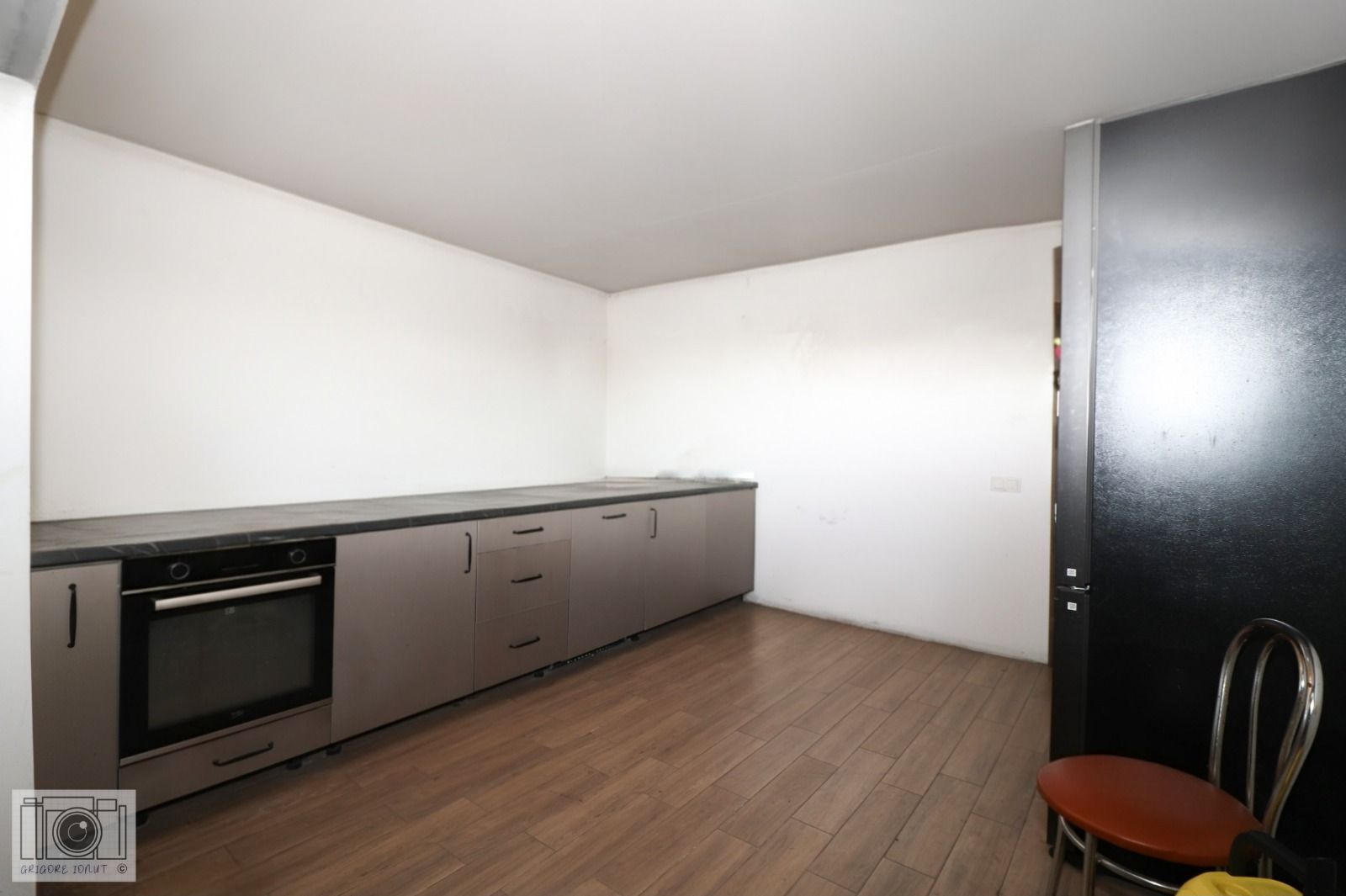 Soluție Locativă pentru Firme: Vilă cu Capacitate Mare în Ciorogarla - Poză 2