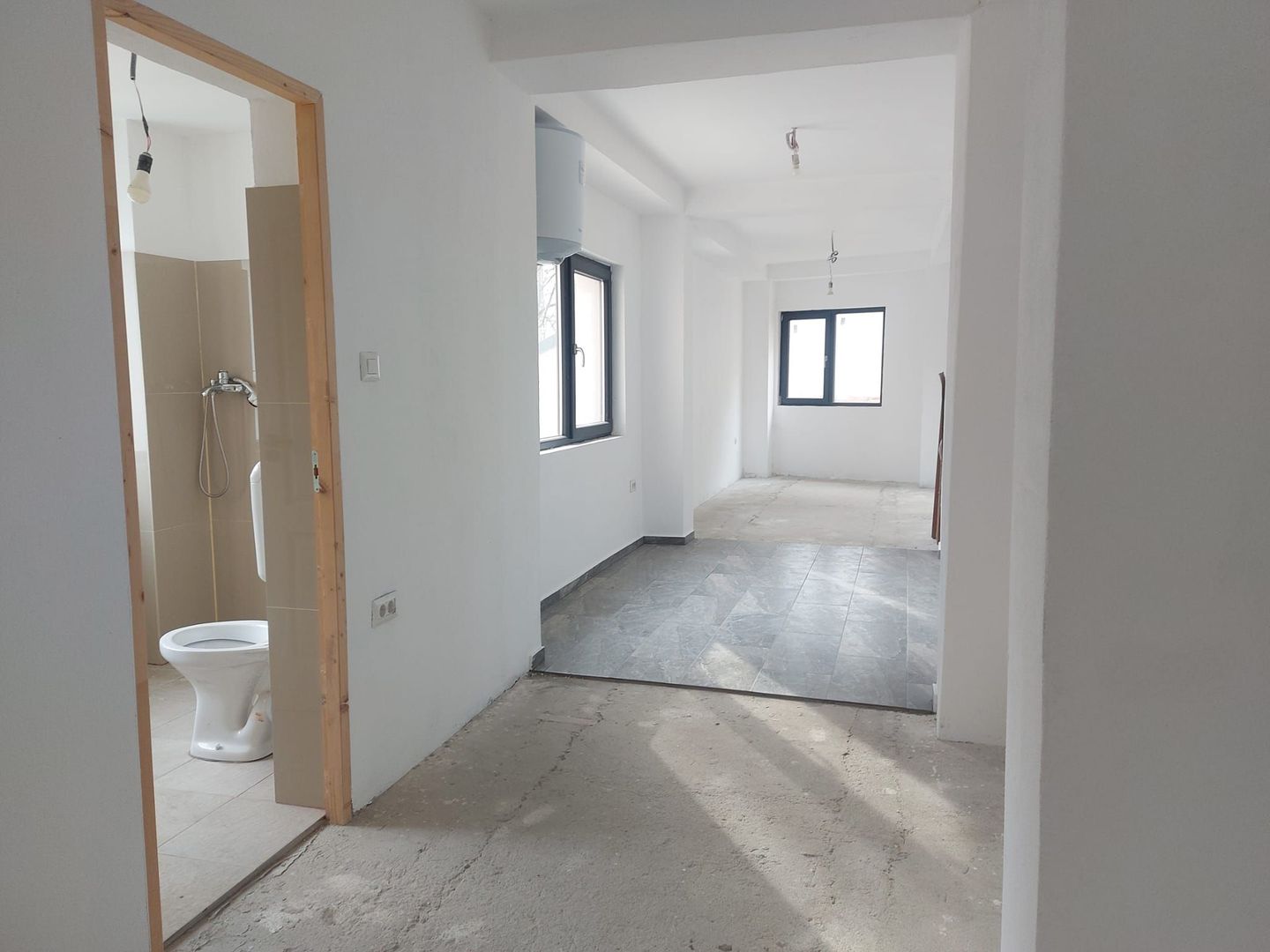 Casa/Vila 6 camere Piata Victoriei, Buzesti / An 2023 - Poză 16