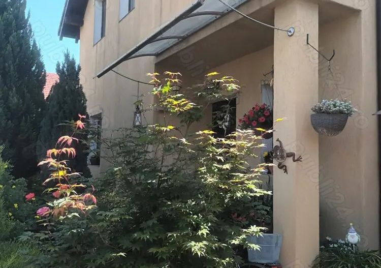 Casa de vânzare  str Kaffka Margit - Poză 3