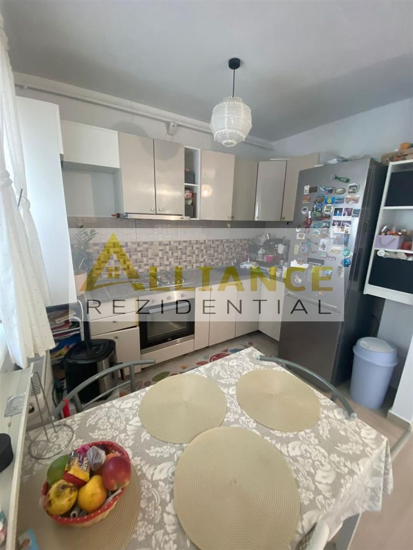 APARTAMENT 3 CAMERE - GRAND ARENA - Poză 2
