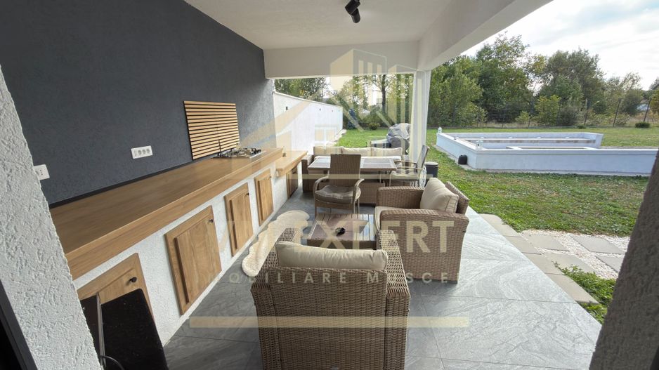 CASĂ 5 CAMERE TEREN 1600 MP CAMPULUNG - Poză 49