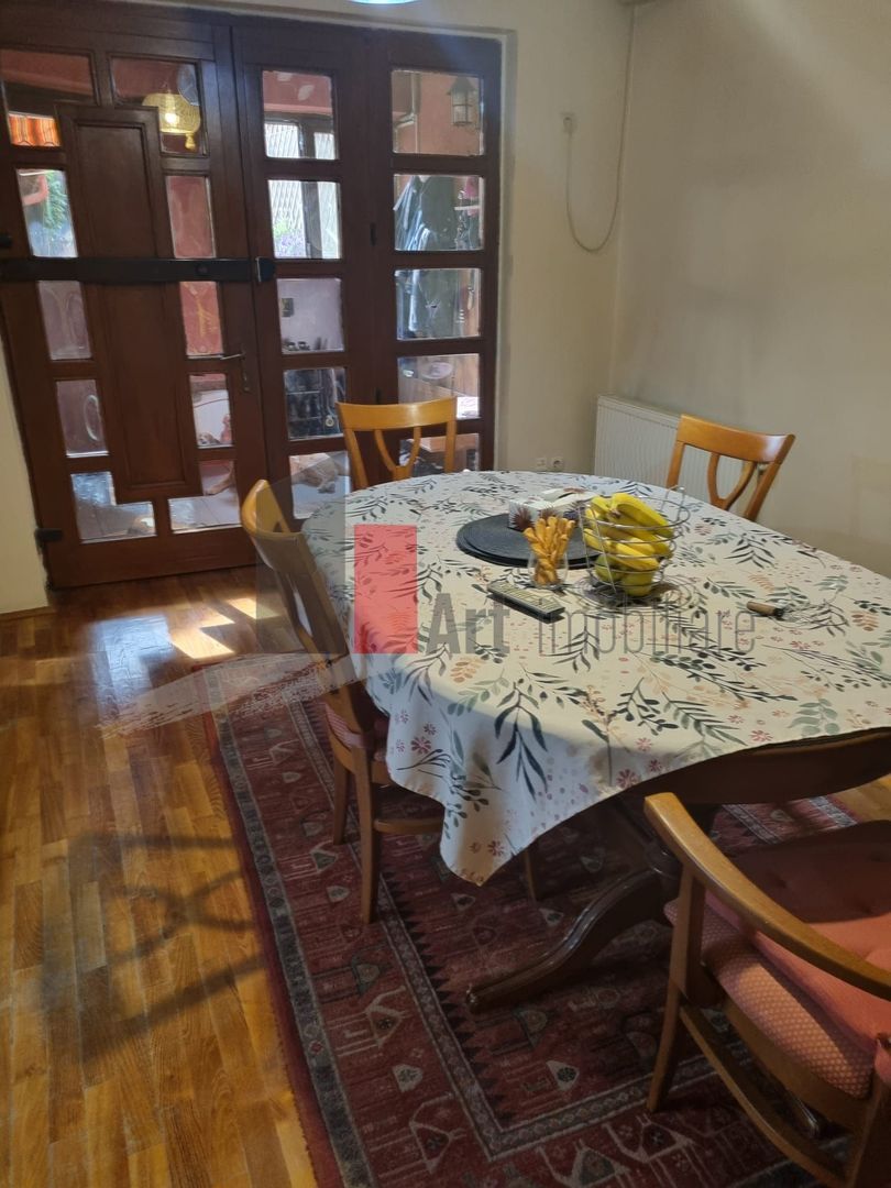 VILA PARCUL CIRCULUI - Poză 3