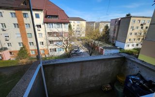 2 camere, renovat, etaj 3 – Victor Babeș - Poză 8