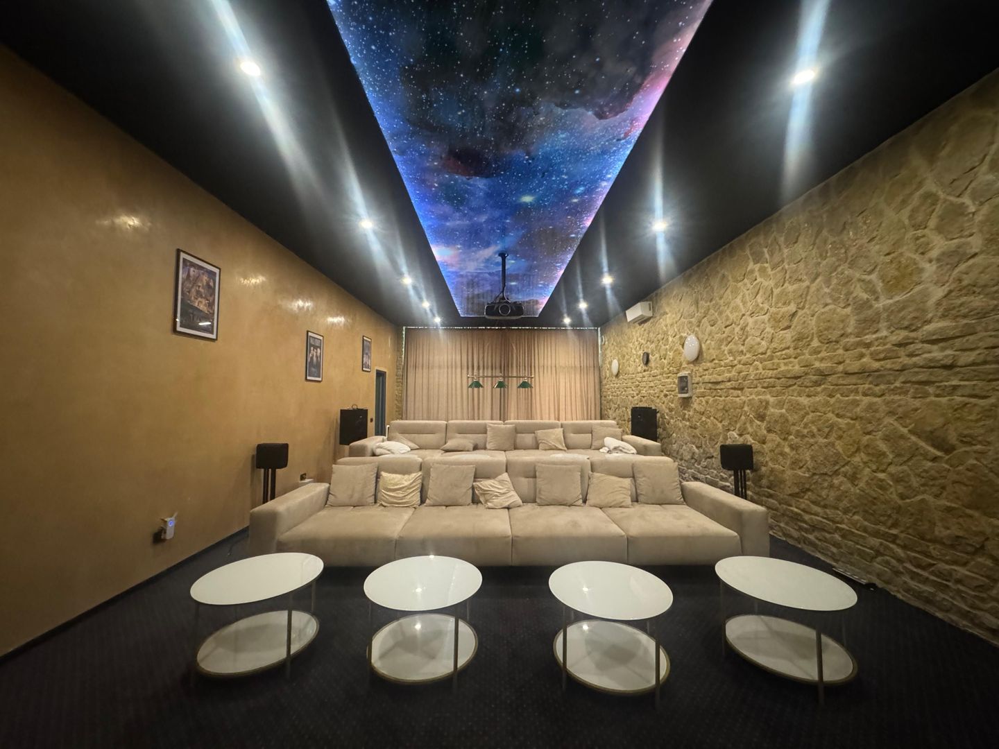 Pensiune deosebită în Bran || priveliște panoramică, facilitati premium - Poză 24