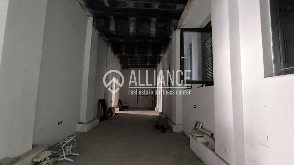 POLICLINICA CU PLATA(cod03) - Spatiu comercial luminos si inalt ! - Poză 12