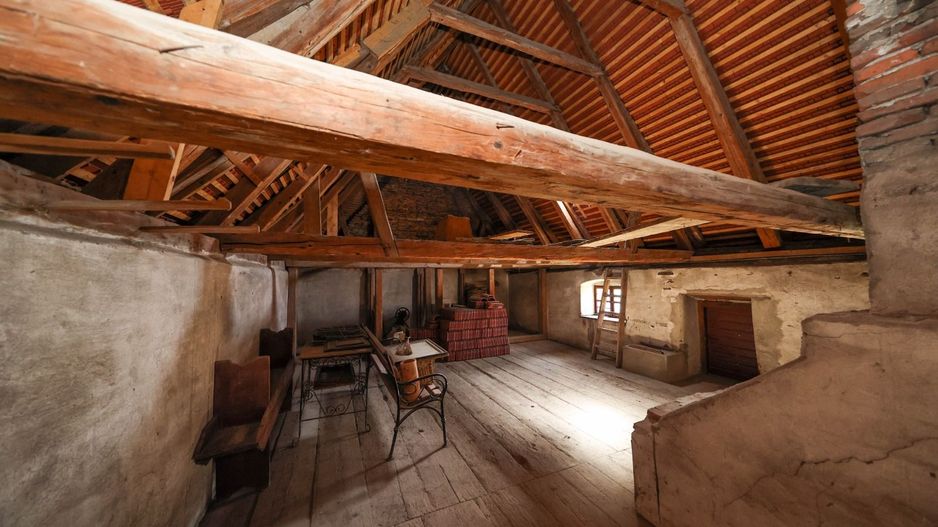 Casă Săsească Autentică cu Șură Impresionantă în Cristian – Teren 2729mp - Poză 36